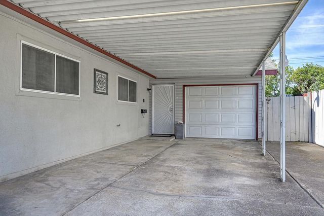 6513 Pearson Ln, North Highlands, CA 95660
