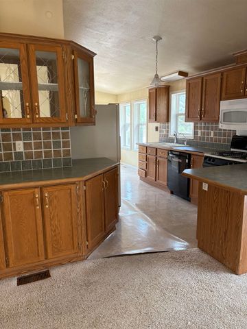 1082 Pinyon Street, Meeker, CO 81641