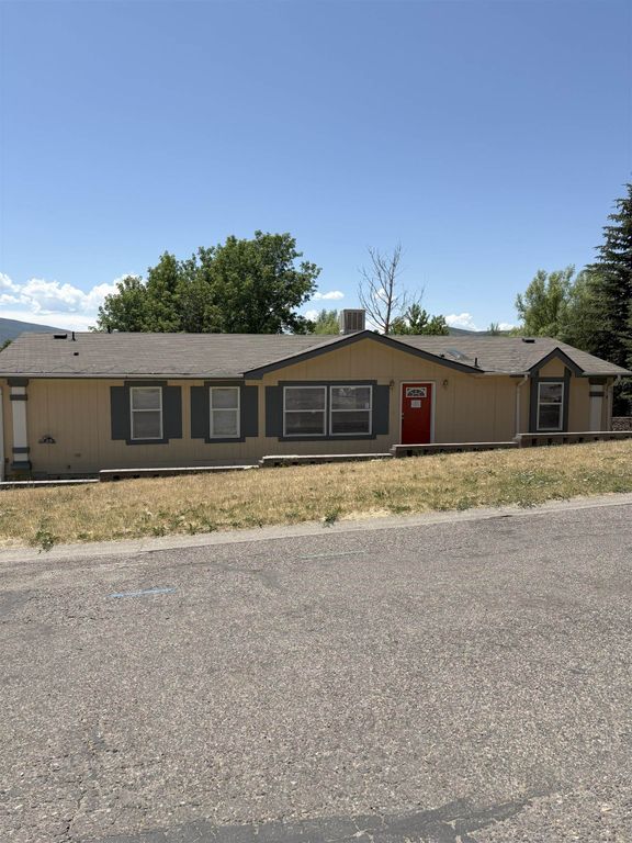 1082 Pinyon Street, Meeker, CO 81641