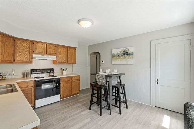 23 Stony Hill Rd, Wilbraham, MA 01095