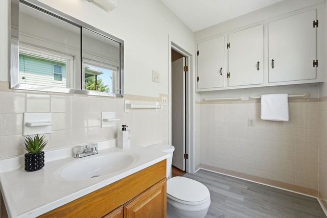 23 Stony Hill Rd, Wilbraham, MA 01095