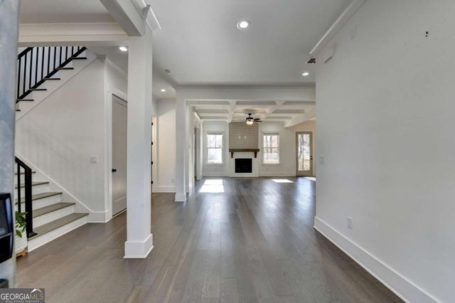 6181 Shoreland Circle, Buford, GA 30518