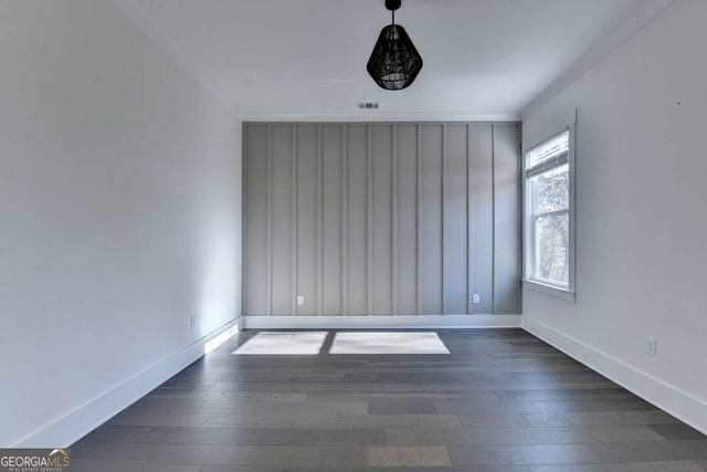 6181 Shoreland Circle, Buford, GA 30518