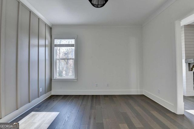 6181 Shoreland Circle, Buford, GA 30518