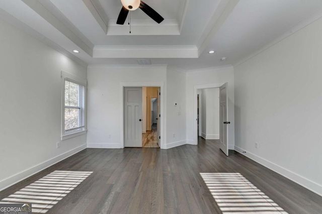 6181 Shoreland Circle, Buford, GA 30518