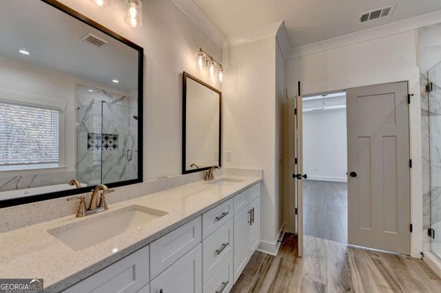 6181 Shoreland Circle, Buford, GA 30518