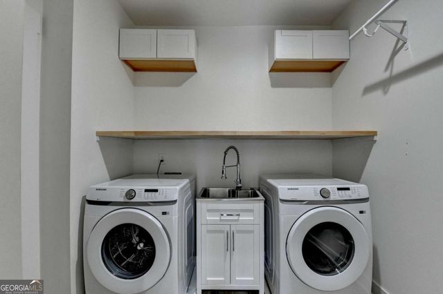 6181 Shoreland Circle, Buford, GA 30518