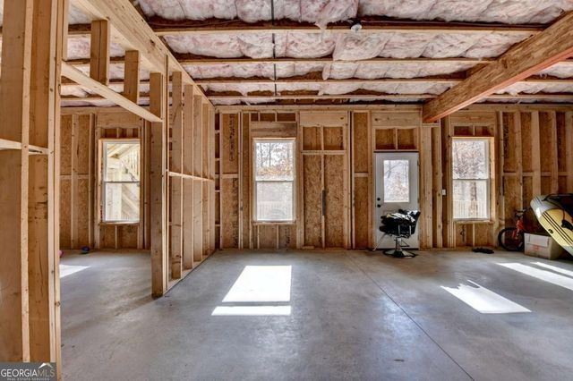 6181 Shoreland Circle, Buford, GA 30518