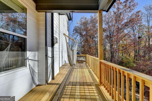 6181 Shoreland Circle, Buford, GA 30518