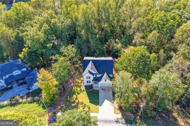 6181 Shoreland Circle, Buford, GA 30518