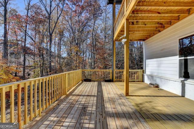 6181 Shoreland Circle, Buford, GA 30518