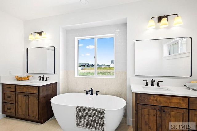 1568 N 845 E, Shelley, ID 83274