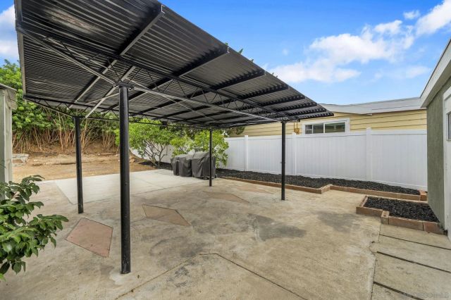 9222 Overton, San Diego, CA 92123
