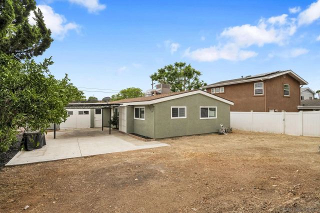 9222 Overton, San Diego, CA 92123