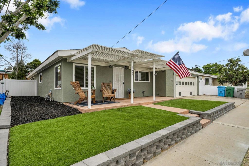 9222 Overton, San Diego, CA 92123
