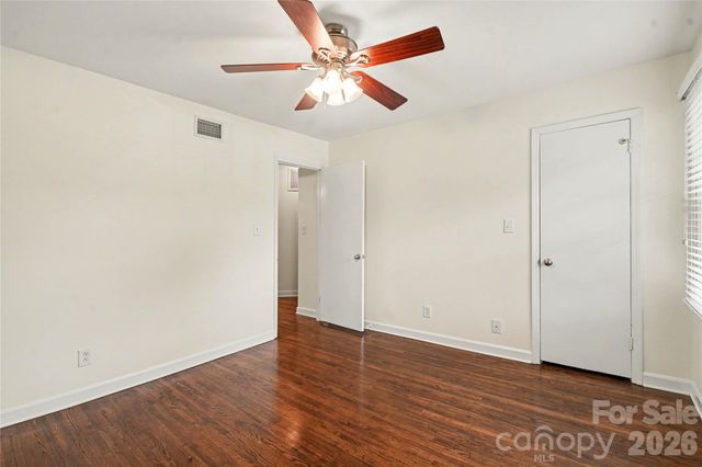 4333 Hathaway Street, Charlotte, NC 28211