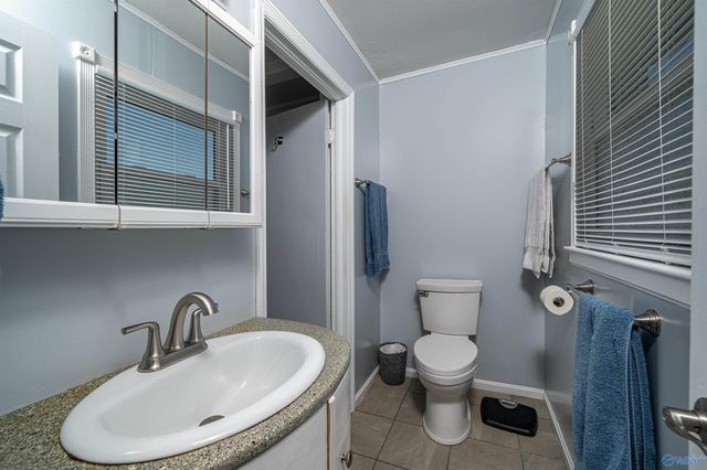 201 Puckett Road SW, Hartselle, AL 35640