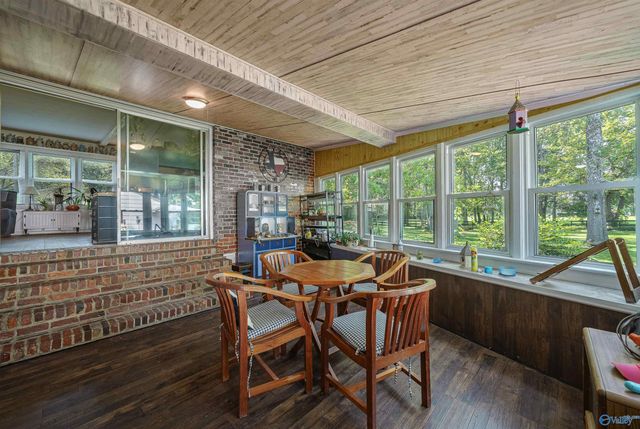 201 Puckett Road SW, Hartselle, AL 35640