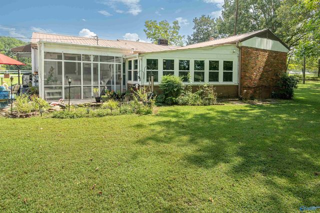 201 Puckett Road SW, Hartselle, AL 35640