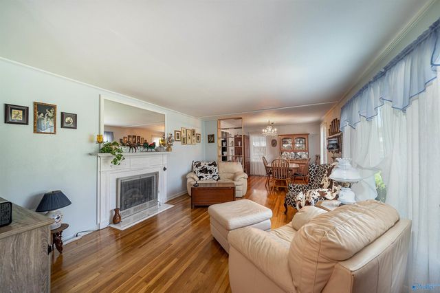 201 Puckett Road SW, Hartselle, AL 35640