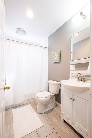 5 Bonwood Street 5, Newton, MA 02460