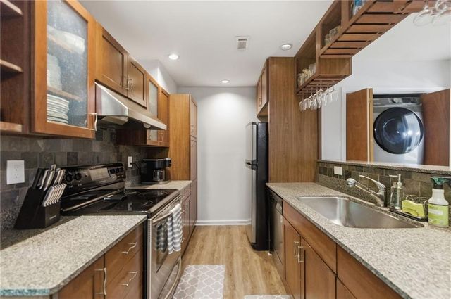 3 Arpege Way NW, Atlanta, GA 30327