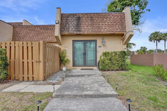3541 NW 95th Terrace 202, Sunrise, FL 33351