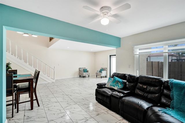 3541 NW 95th Terrace 202, Sunrise, FL 33351