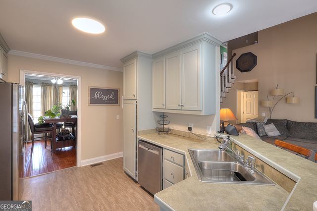 324 Heatherwood Drive, Auburn, GA 30011