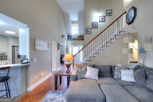 324 Heatherwood Drive, Auburn, GA 30011