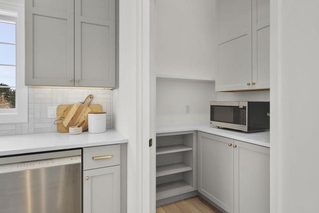 515 Morning Cove Circle, Verona, WI 53593