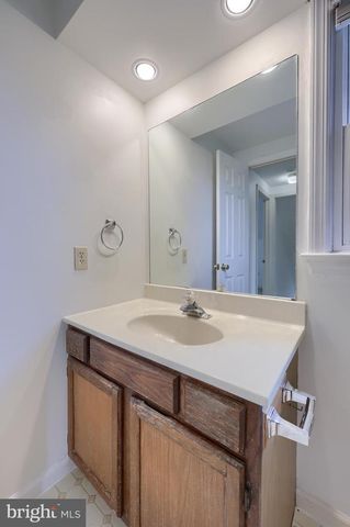 3213 MAPLECREST TER, Lancaster, PA 17601