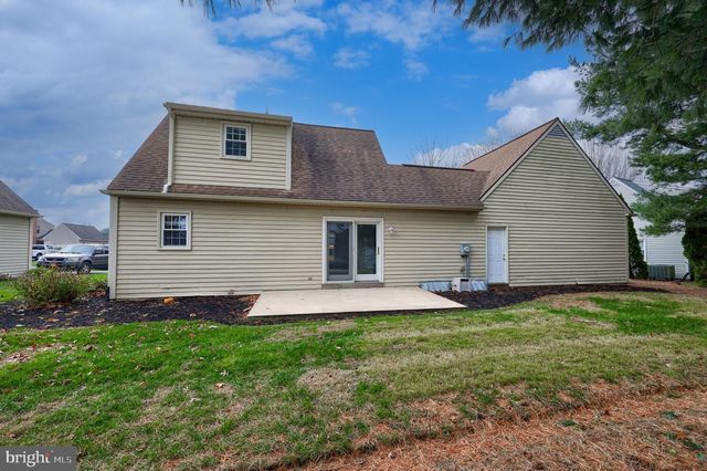 3213 MAPLECREST TER, Lancaster, PA 17601