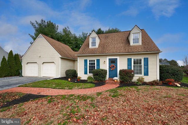 3213 MAPLECREST TER, Lancaster, PA 17601