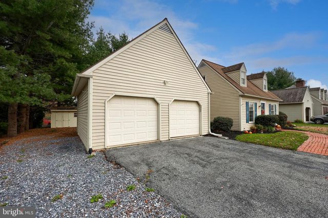 3213 MAPLECREST TER, Lancaster, PA 17601