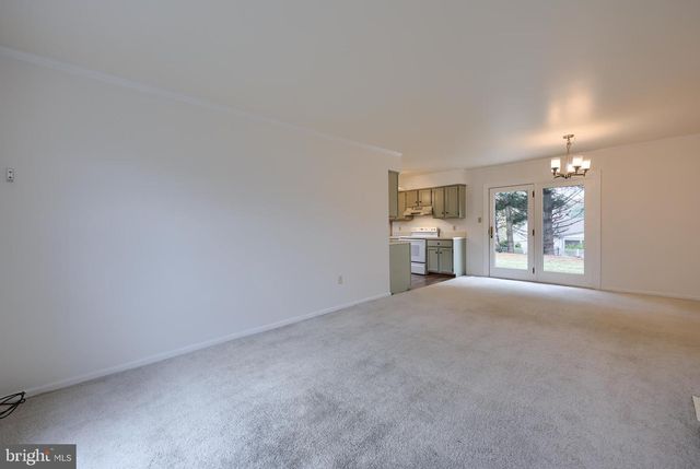 3213 MAPLECREST TER, Lancaster, PA 17601