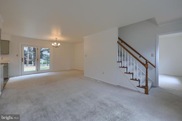 3213 MAPLECREST TER, Lancaster, PA 17601