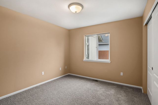 1707 NW 20th Street, Redmond, OR 97756