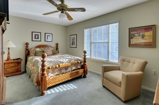 10 Rushmore Ln, Allamuchy Twp., NJ 07840