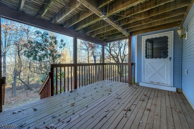 10 Rushmore Ln, Allamuchy Twp., NJ 07840