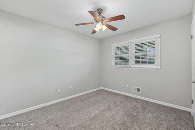 6905 Homestead Dr, Louisville, KY 40214
