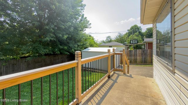 6905 Homestead Dr, Louisville, KY 40214