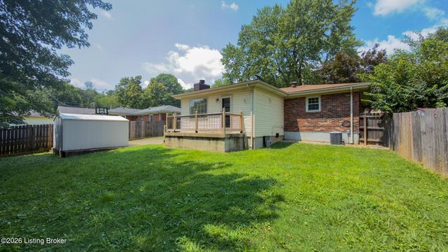 6905 Homestead Dr, Louisville, KY 40214