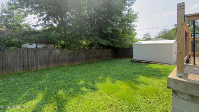 6905 Homestead Dr, Louisville, KY 40214