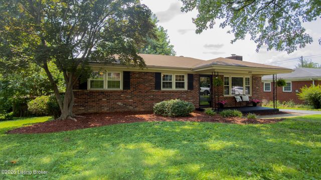 6905 Homestead Dr, Louisville, KY 40214