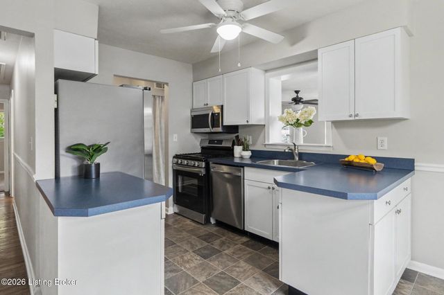 6905 Homestead Dr, Louisville, KY 40214