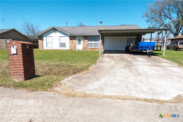 2319 Goldenrod Street, Highlands, TX 77562