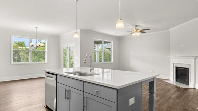 47 Lakeview Point, Dallas, GA 30157