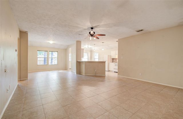 98 S Vesper Bend Circle, The Woodlands, TX 77382