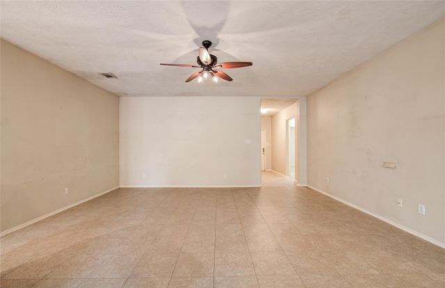 98 S Vesper Bend Circle, The Woodlands, TX 77382